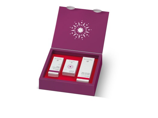 Dr. Hauschka_Coffret Avvolgente Protezione.jpg